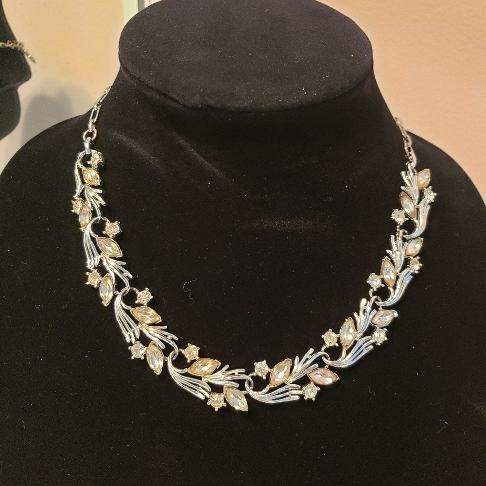 Vintage Star Rhinestone Necklace